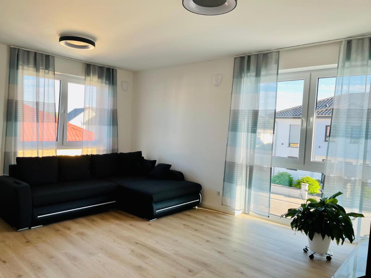 Ferienwohnung Dariana Schwalbach/Saar Exterior photo